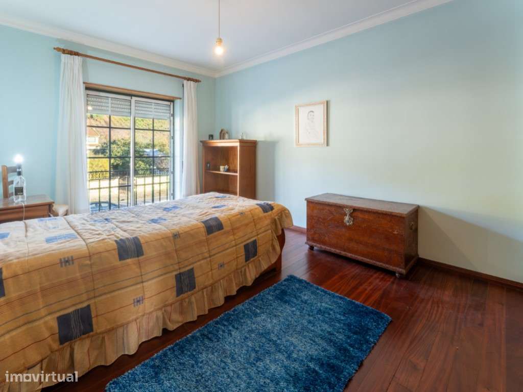 Moradia Geminada T3 Concelho de Alcobaça-25