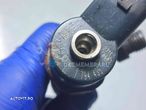 Injector Bmw 5 (E60) [Fabr 2004-2010] 7794435 3.0 525D - 2