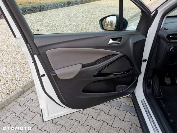 Opel Crossland X - 9