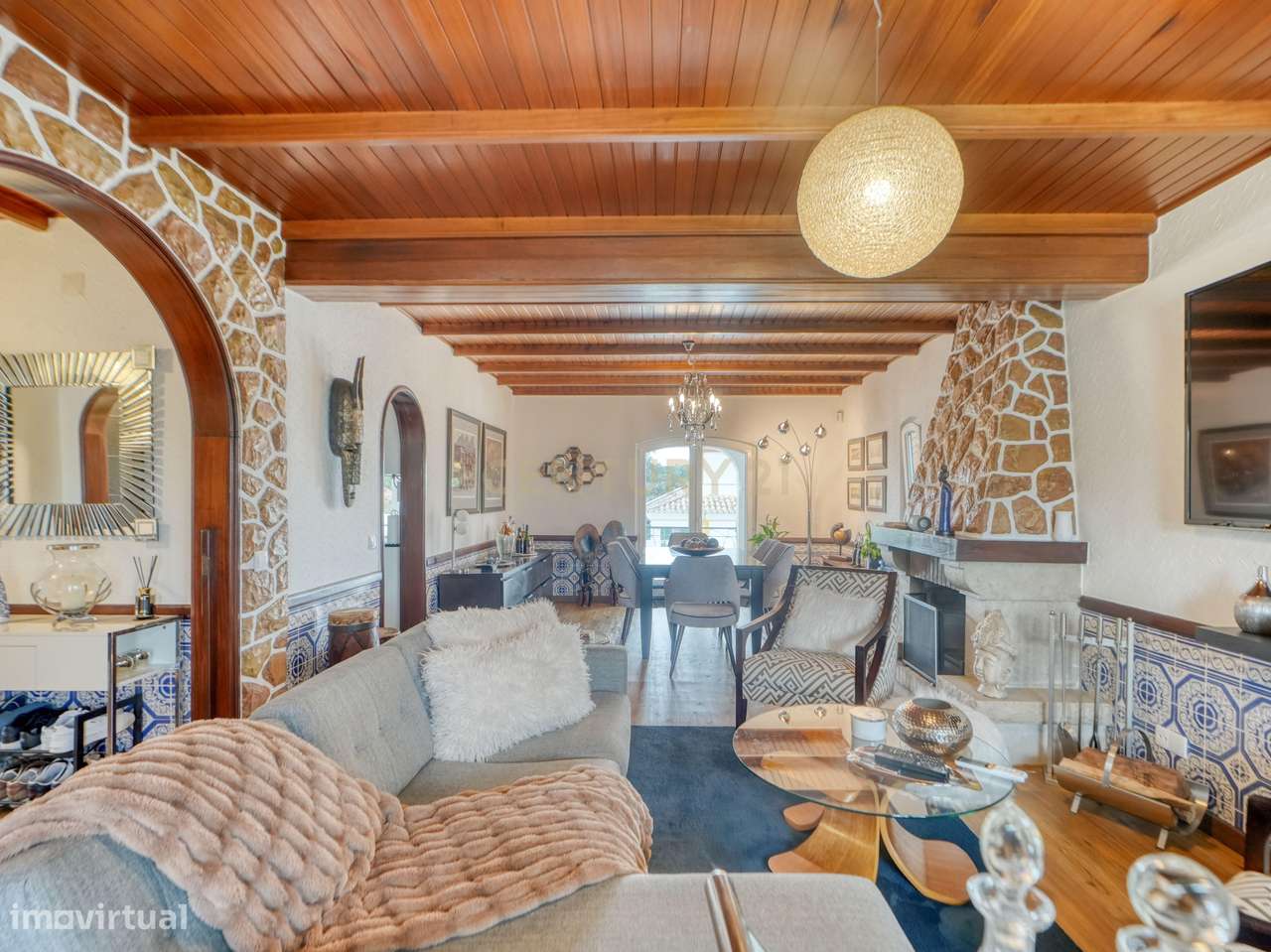 Magnífica Moradia T6 com Piscina, Garagem e Vista Desafogada em Sesimb-19