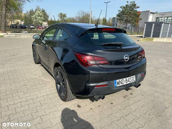 Opel Astra GTC 1.4 Turbo - 9