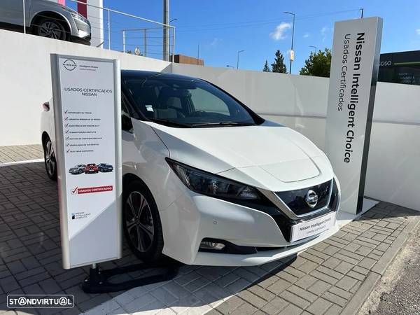 Nissan Leaf N-Connecta Two Tone - 1