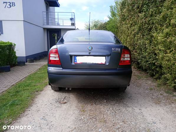 Skoda Octavia 1.6 Ice - 4