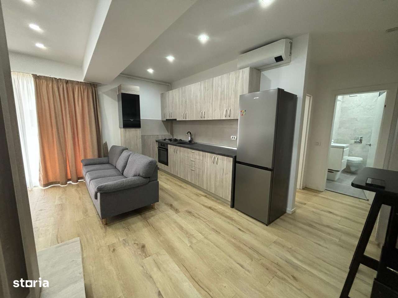 Vanzare apartaent 2 camere, bloc nou , loc de parcare, Albert Ploiesti-12