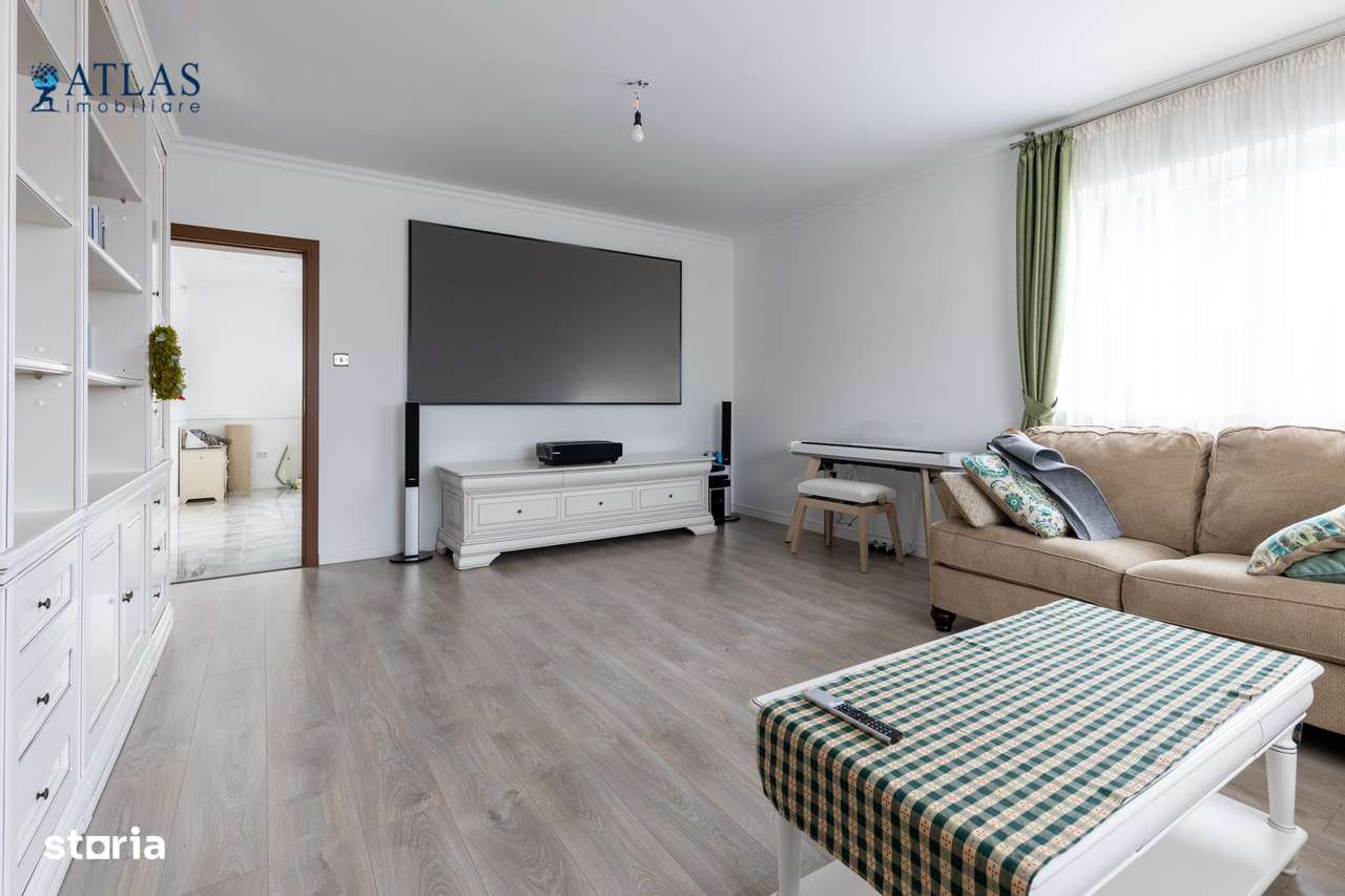Casa Cristian, 2015, 5 camere, P+E+M, 805 mp teren / Comision 0-5