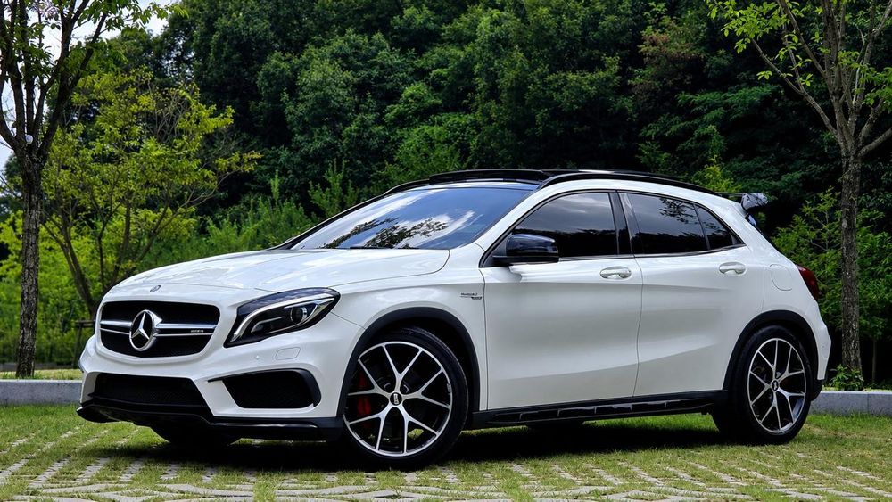 Mercedes-Benz GLA AMG 45 4Matic AMG Speedshift 7G-DCT 2018