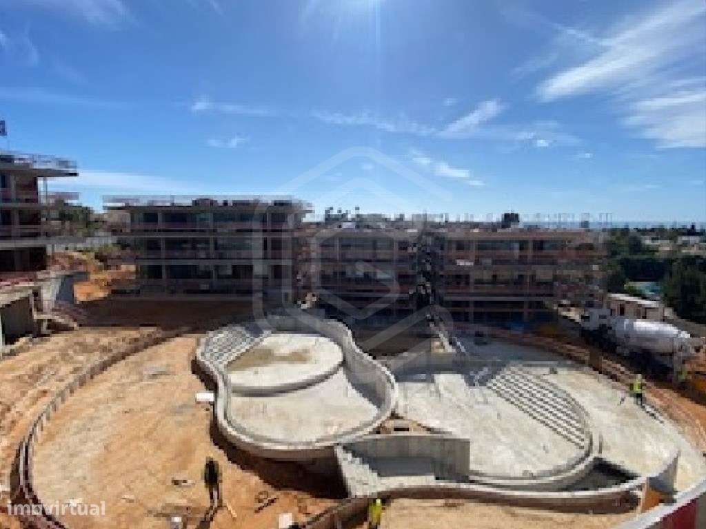 Apartamento T2, em construção, no Carvoeiro - Grande imagem: 3/63