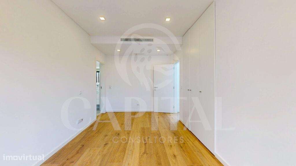 Magnífica Moradia T4 com Piscina e Terraço, em condomínio fechado-19