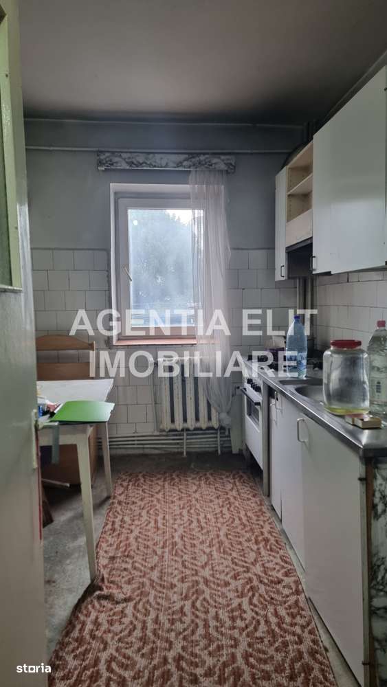 Apartament 4 camere, zona Centrala-11