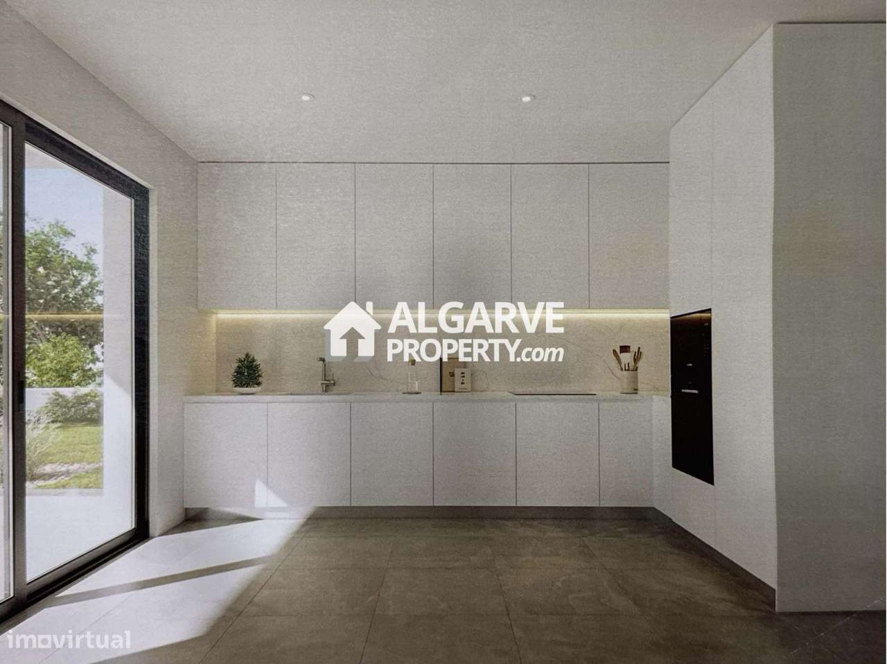 Moradia de Luxo T4 com Piscina e Vista Mar na Guia, Algarve-43