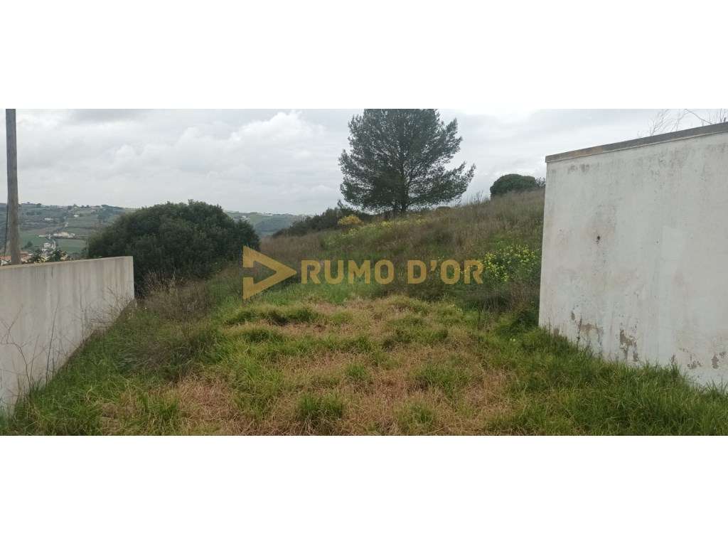 Terreno em Albarróis - Grande imagem: 4/7