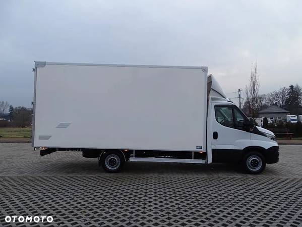 Iveco Daily 35S18 3.0 180 Kontener 10 Ep 4.90m Meblówka JAK NOWY!! - 3