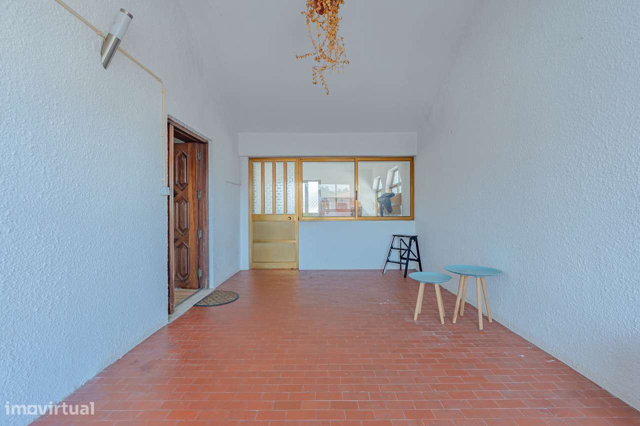 T3 Geminada com jardim, terraço e garagem em Canelas-6