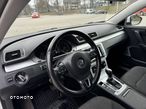 Volkswagen Passat 2.0 TDI Comfortline DSG - 24