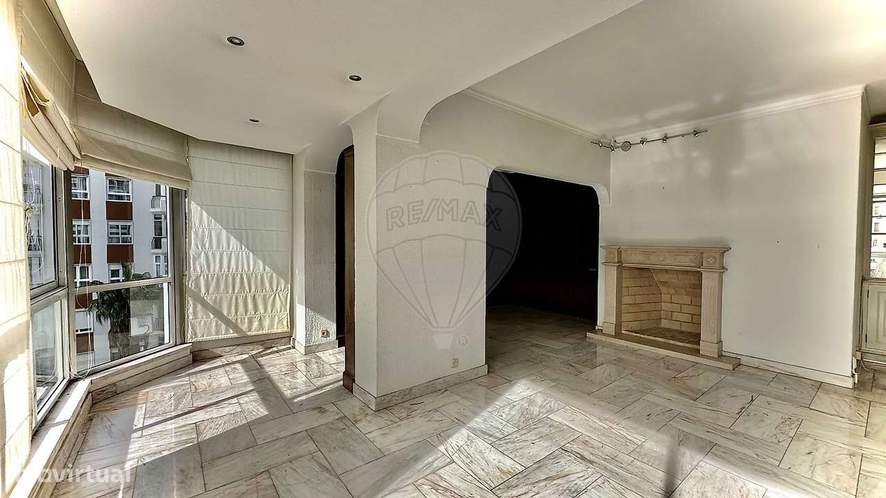 Apartamento T5 para venda - Grande imagem: 2/28