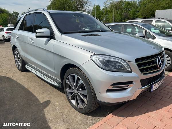 Mercedes-Benz ML 350 BlueTec 4MATIC Aut - 5