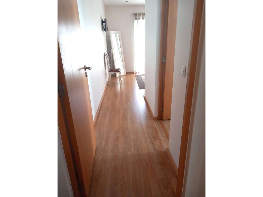 Moradia T2 Suites térrea (10min a pé da praia)-2