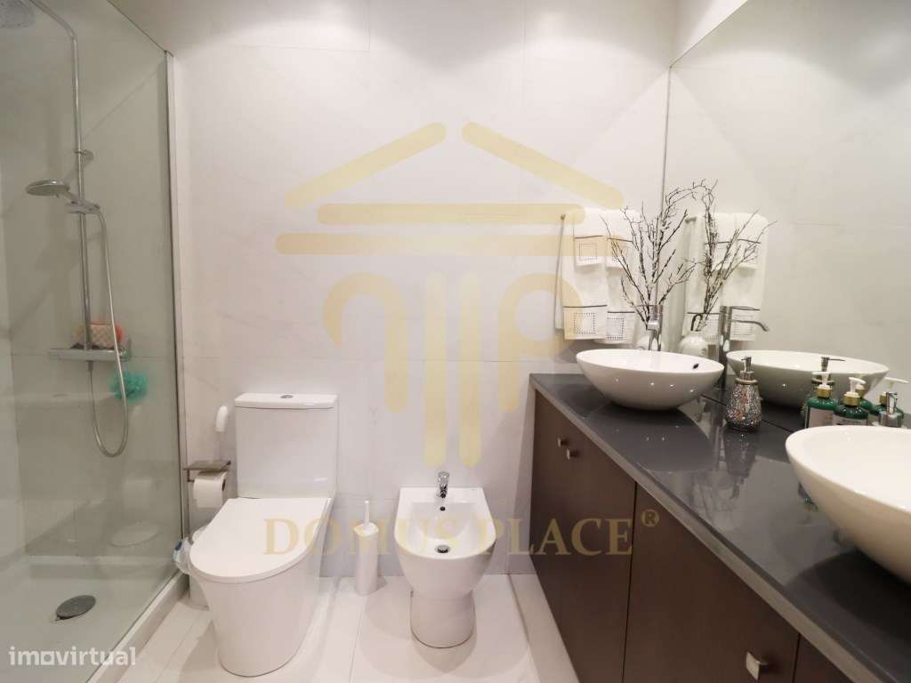 MORADIA T3 C/ JARDIM, TERRAÇO E GARAGEM | GUIFÕES-12