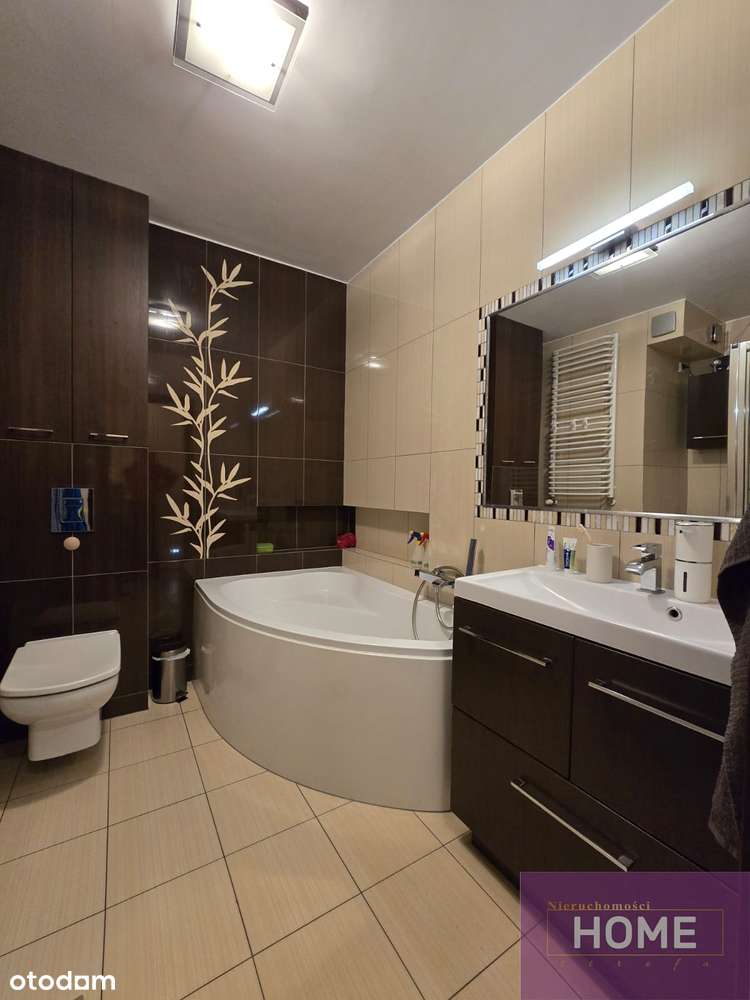 Przestronne 4 pokojowe mieszkanie na sprzedaż-9