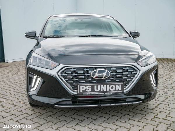 Hyundai IONIQ - 28