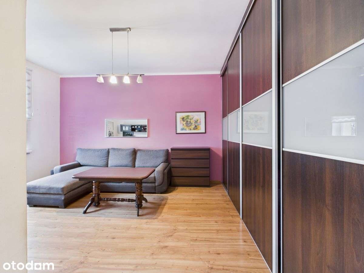 Przytulna kawalerka na sprzedaż - Pełny obrazek: 2/15