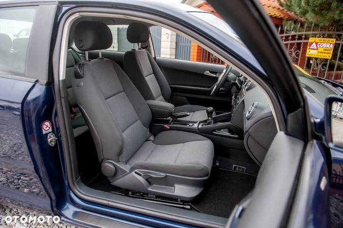 Audi A3 1.6 Ambiente - 19