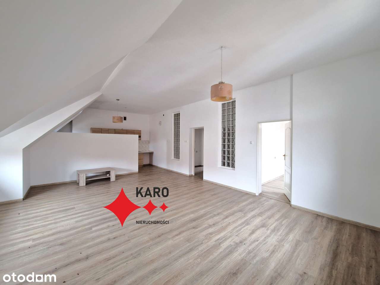 Przestronne, 3-pokojowe mieszkanie, w atrakcyjnej lokalizacji-0