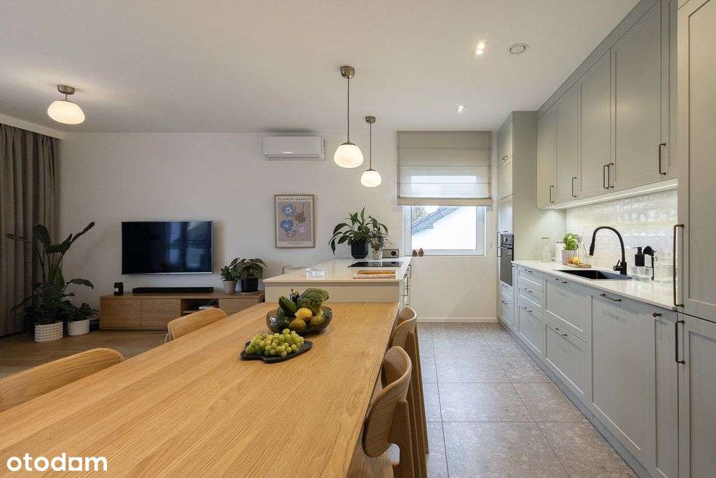 Nowoczesne, wykończone w 2024 roku z dużym tarasem-8