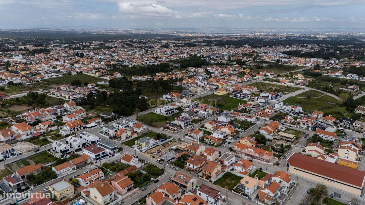 Moradias Geminadas T4 com Piscina | Fernão Ferro | Conclusão prevista - Grande imagem: 3/6