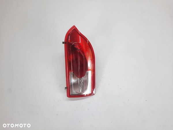 LAMPA TYLNA TYŁ PRAWA PRAWY OPEL INSIGNIA A KOMBI 13226855 - 1