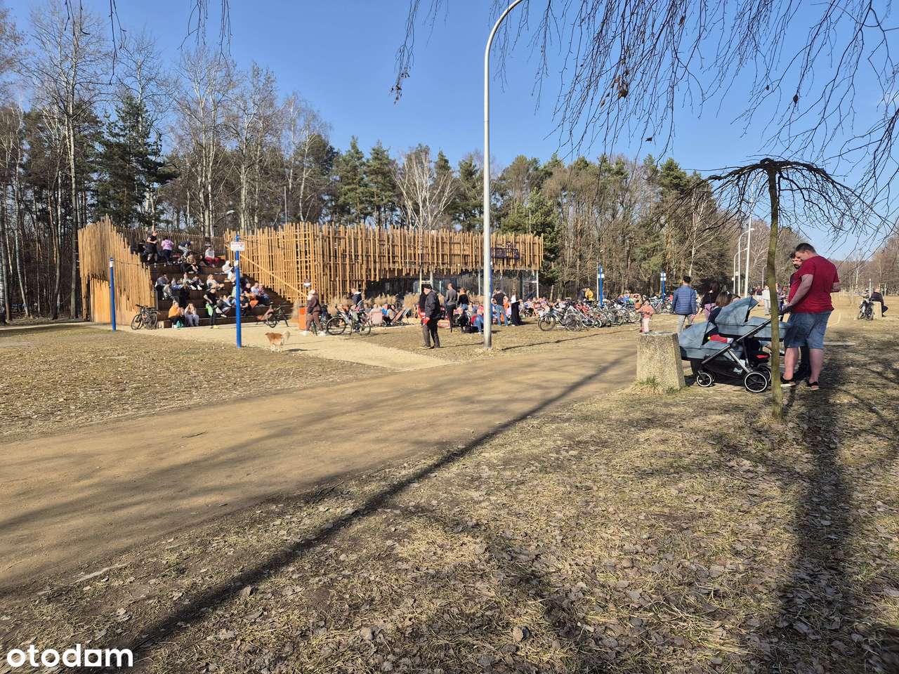 TYCHY PAPROCANY  Hotel Pracowniczy / Kemping / Gotowy /  s. Niemczyk-6