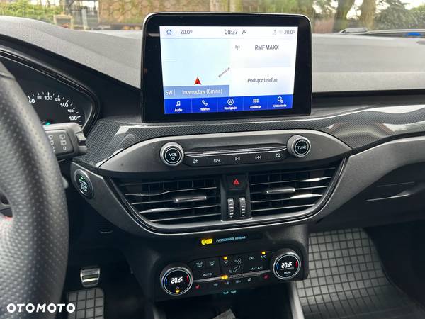 Ford Focus 1.0 EcoBoost ST-Line - 12