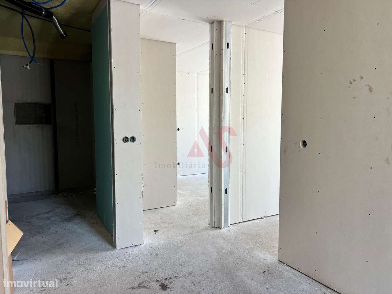 Moradia Térrea T3 com Piscina | Nova | Leitões, Guimarães-23