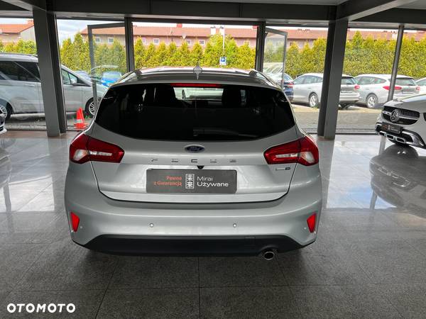 Ford Focus 1.0 EcoBoost mHEV Titanium - 12