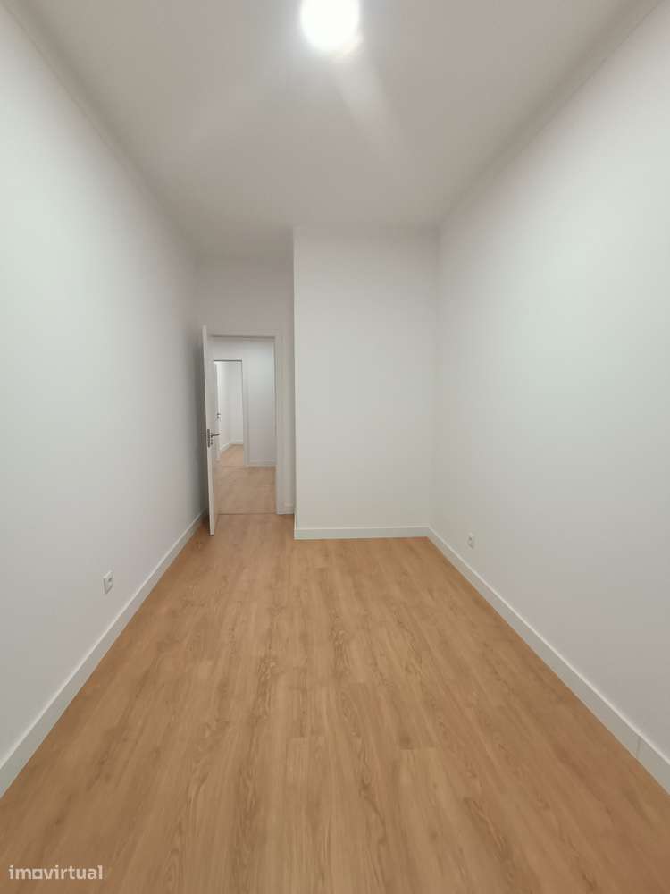 t3 remodelado no centro do Montijo - Grande imagem: 5/10