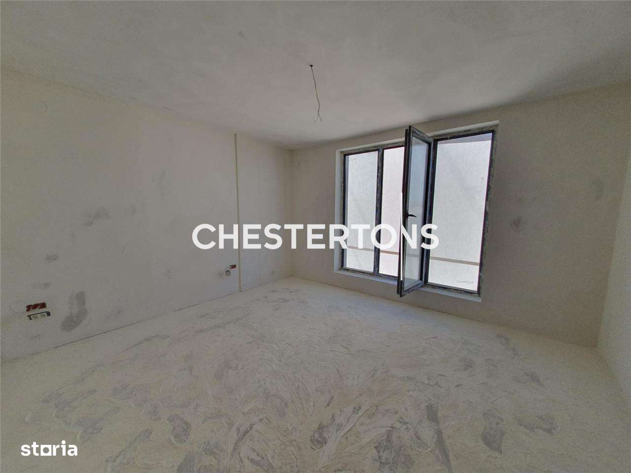 Duplex 8 camere cu doua intrari separate curte comuna Navodari-7
