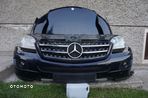 BŁOTNIK PRAWY KOMPLETNY PRZÓD MERCEDES ML W164 - 1