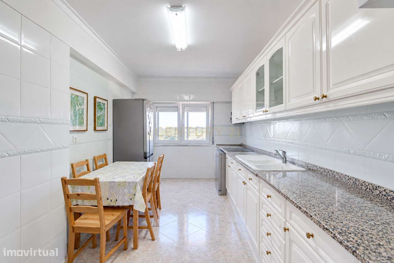 Apartamento T3 na Quinta Grande, Alfragide-8