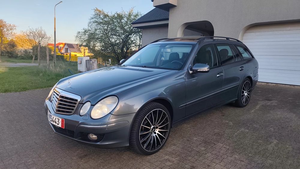 Mercedes-Benz E W211 320 CDI 7G-TRONIC Avantgarde BusinessEDITION 2009