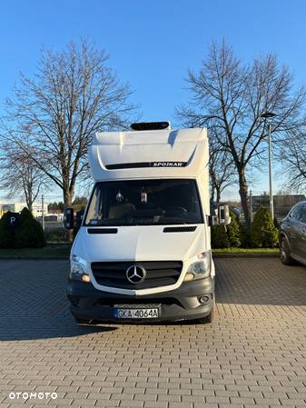 Mercedes-Benz Sprinter 319 V6 - 1