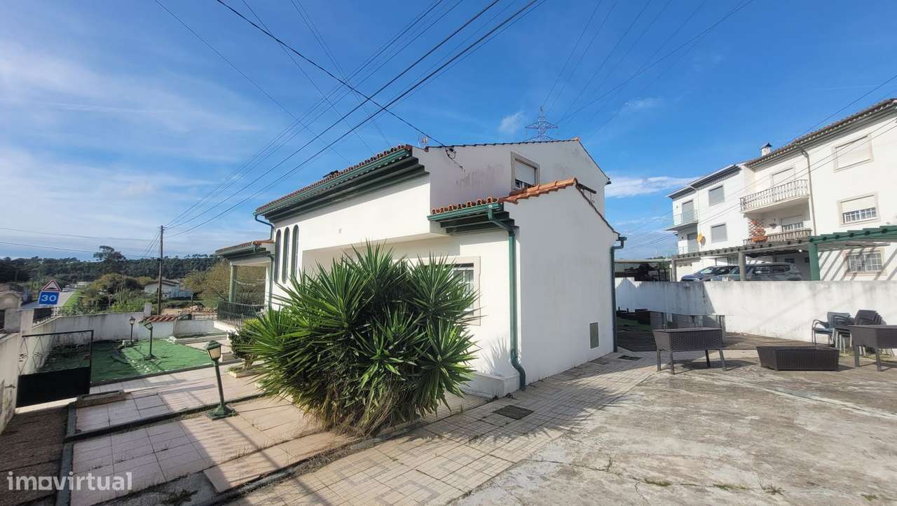 Moradia T4 com piscina na Figueira da Foz-28