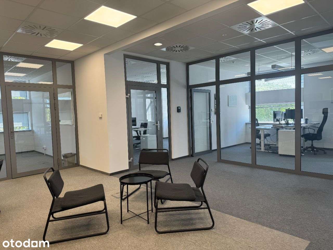 Wynajem biura 256 m² w Długosza Business Park - Pełny obrazek: 5/19