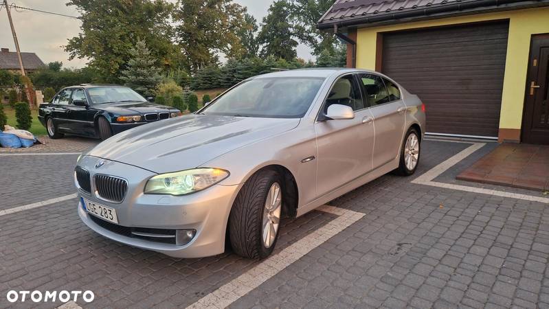 BMW Seria 5 520d Sport-Aut - 11