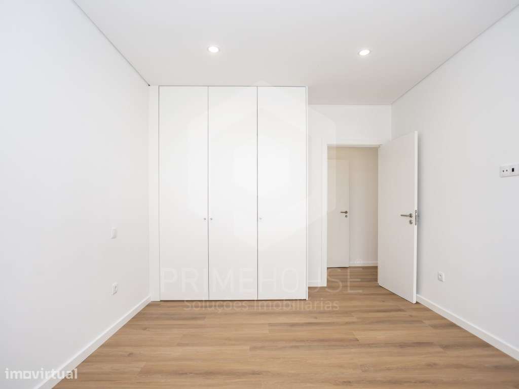 Moradia com 3 suites, garagem e piscina na Av. de Negreiros - Quint...-22