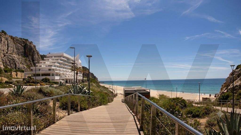 T1 com estacionamento no coração de Sesimbra  – A 5 minutos, a pé, da-27