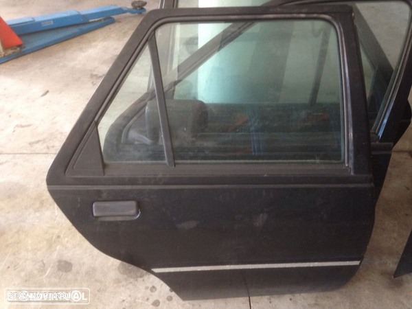 Portas Ford Fiesta de 1990 - 6