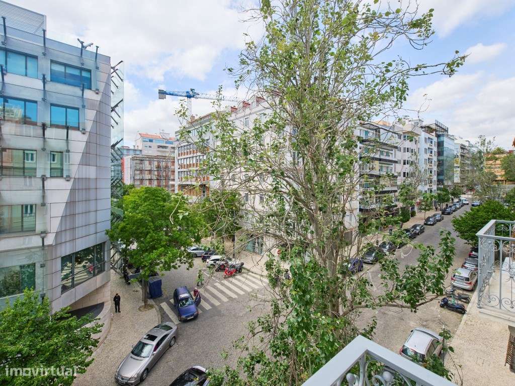 APARTAMENTO T2 PREMIUM EM LOCALIZAÇÃO NOBRE DE LISBOA-58