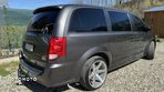 Dodge Grand Caravan - 16