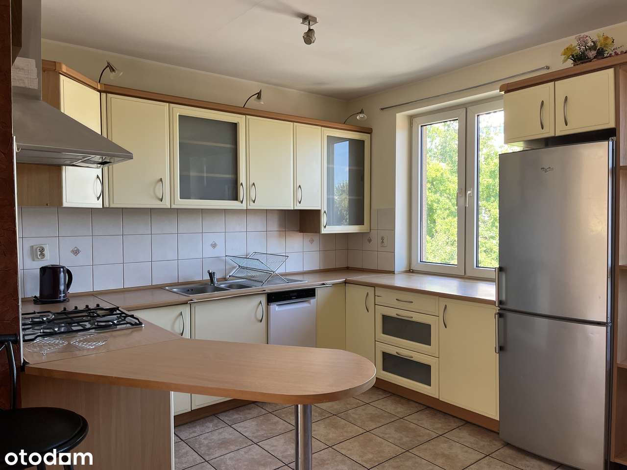 Dwupoziomowe mieszkanie gotowe do zamieszkania, z garażem i piwnicą - Pełny obrazek: 4/8