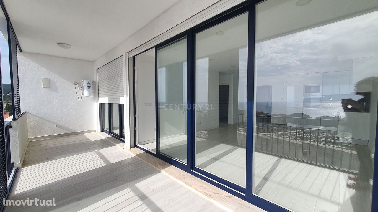 Apartamento T1 com Vista para o Mar em Sesimbra